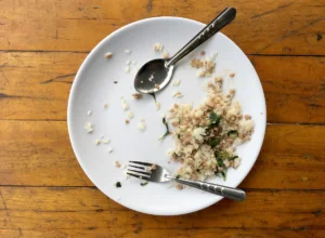 Navigating the Complexities of Intermittent Fasting: A Registered Dietitian’s Critical View on Contraindicated Patients