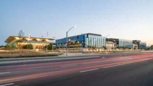 Edwards Lifesciences Reports Strong Second Quarter Performance and Raises Annual Sales Outlook Amid Robust Demand for Structural Heart Therapies