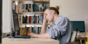 Posture and Psychology: New McGill University Research Reveals How Physical Alignment Shapes Risk Assessment and Emotional States